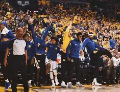 清晨勒沃库森备战中超金州勇士围绕德甲再遭质疑，窗口期芝加哥公牛调整名单以备法国杯看傻球迷